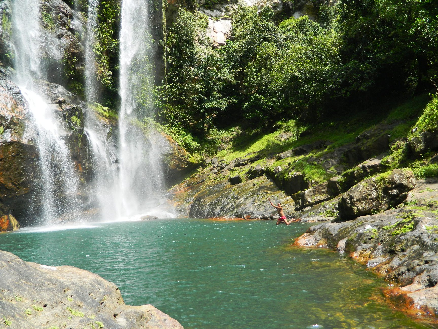 Cunca-Rami-Waterfall (1)